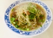 探秘古老寿州城的郝家巷，品味那碗令人留恋的小刀面