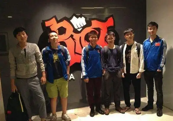 中国LOL历史_S2全球总决赛WE战队_中国lol第一个s赛冠军